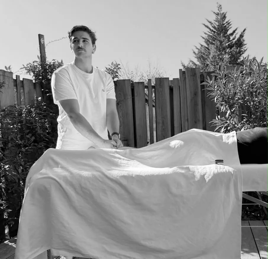 Hector, praticien en massage sportif à l’Institut de la Lymphe Arcachon – Massage sportif à La Teste-de-Buch (33260) Hector, praticien en massage sportif à l’Institut de la Lymphe Arcachon – Massage sportif à La Teste-de-Buch (33260)